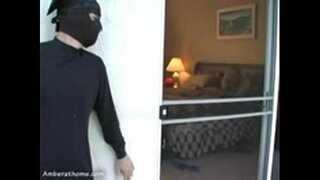 Masker Muži v Prdeli mě, nebo mě našel