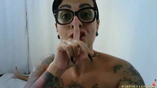 Qadın oyanır əmisi oğlu və yalnız ki, damlama ilə süd