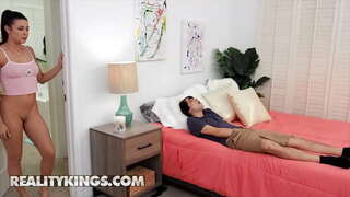 Reality Kings - RK Prime - Kylie Razzo, Ricky spagnolo - Sticky Sede