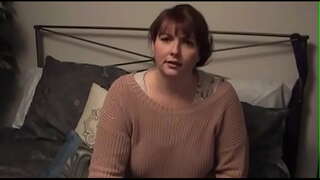 Сводная хоҳари ва Мачеха Застукали Пасынка Барои Просмотром porn ва Трахнули он Трейлер