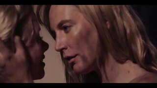 קלאָר סירען, מאָנאַ וואַלעס